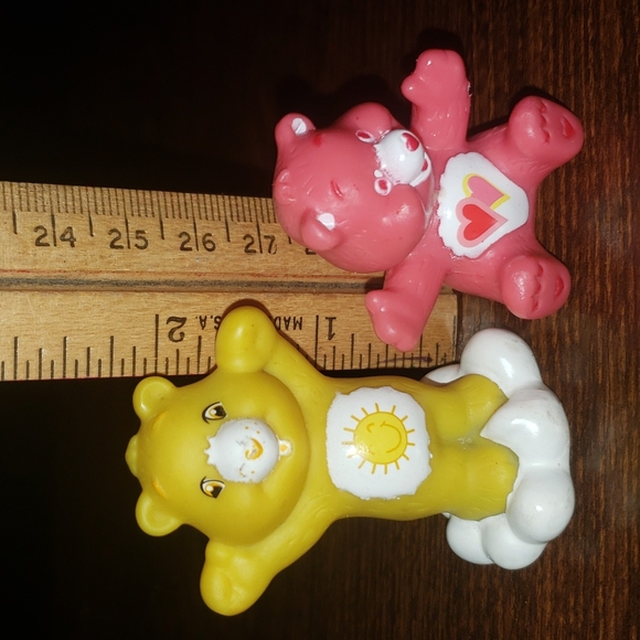 2 Care Bear figurines - Picture 8 of 8